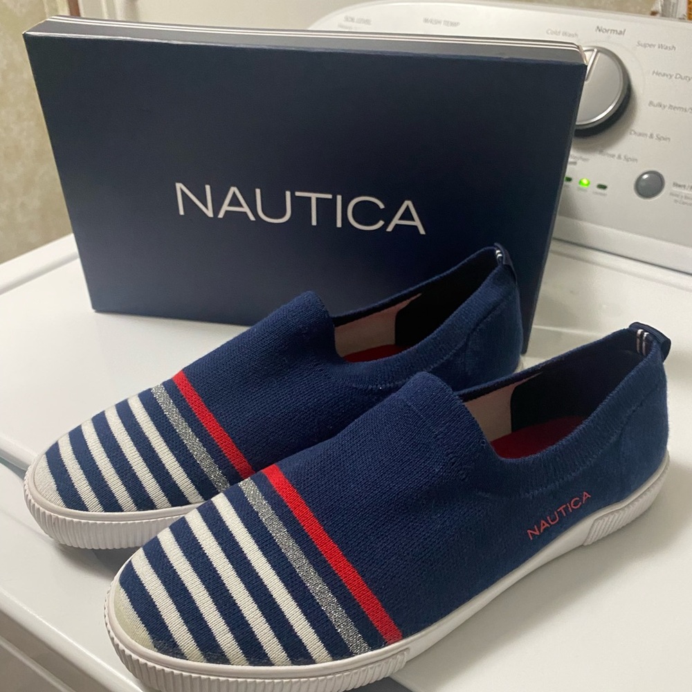 NAUTICA WOMENS SHOE
